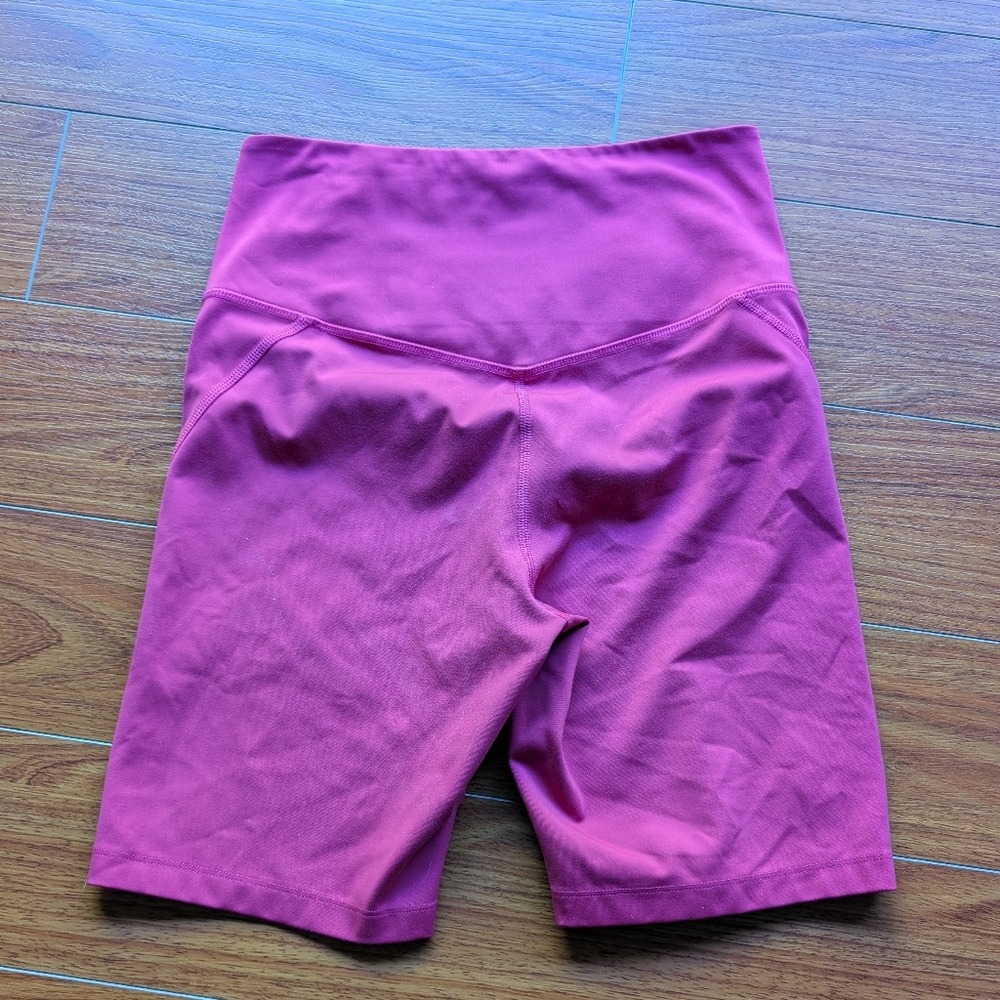 GF Collective High-Rise Bike Short - Pomegranate - Picture 5 of 6